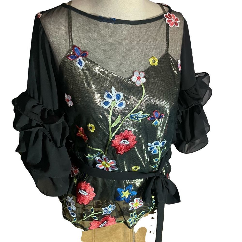 Deco Lux sheer embroidered floral ruffle sleeve small
